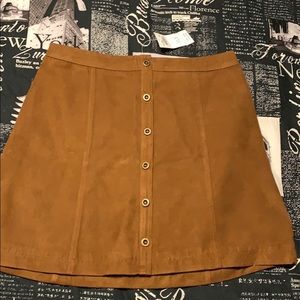 BNWT Hollister size 5 suede skirt